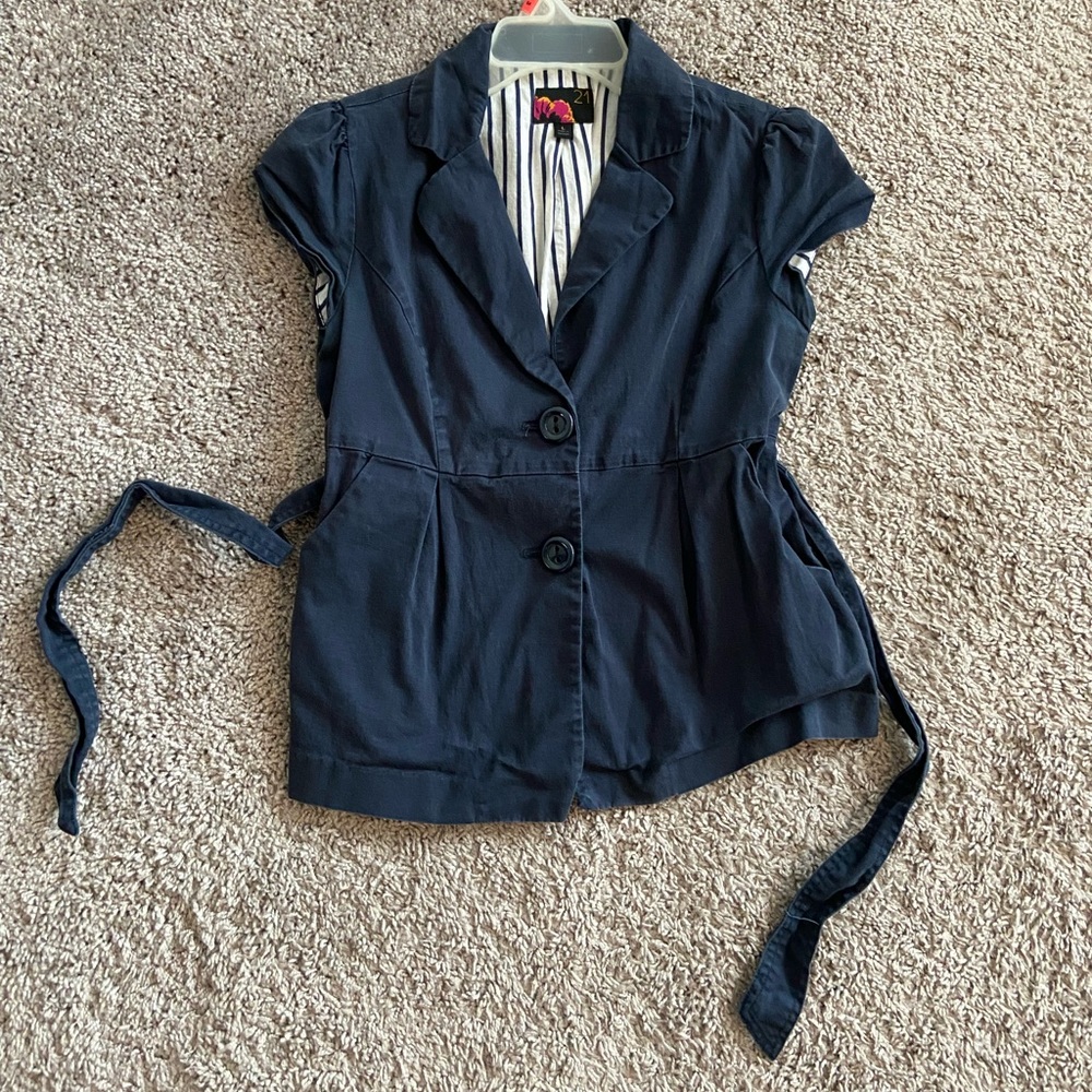 Forever 21 Short Sleeve Button Up Top with Tie Size L